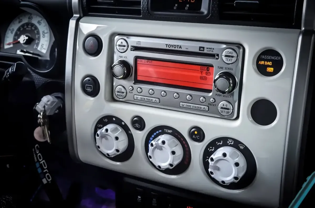 Jak rozkodować radio samochodowe aby wygenerować kod?